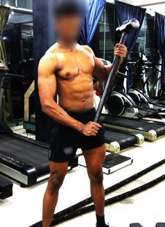 S Jay - Acompañantes masculino in Colombo Photo 1 of 3