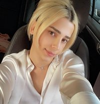 S_x - Acompañantes transexual in Dubai Photo 9 of 15