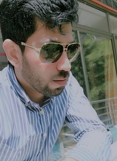 Saad Khan - Male escort in Lahore Photo 3 of 4