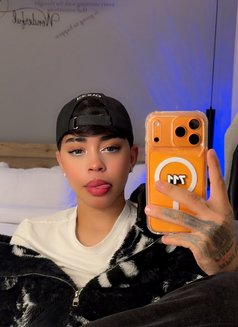 Saad - Acompañantes masculino in Riyadh Photo 1 of 5