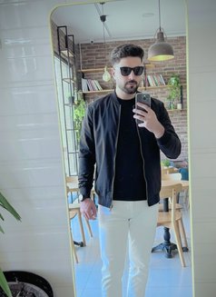 Saad - Male escort in Dammam Photo 3 of 8