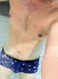 Saam Shki - Male escort in Bangalore Photo 1 of 3