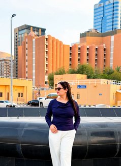 Saanch - escort in Muscat Photo 2 of 5