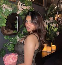 Saanvi - escort in Lucknow Photo 1 of 4