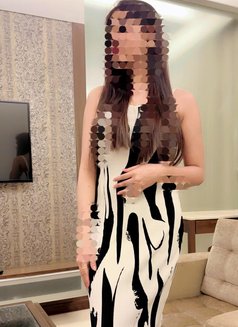 Saanvi - escort in Mumbai Photo 1 of 4