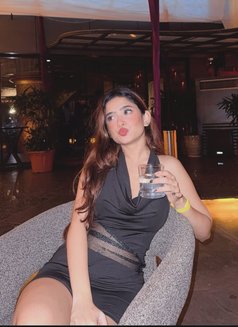Saanvi - escort in Ahmedabad Photo 2 of 3