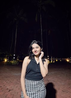 Saanvi - escort in Thiruvananthapuram Photo 1 of 4