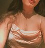 Saanvi Kapoor - escort in Noida Photo 1 of 6