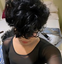 Saara - Educated & Genuine Ladyboy here - Transsexual escort in Colombo