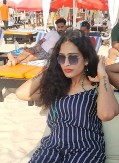 Saara - Transsexual escort in Hyderabad Photo 7 of 7