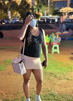 Saara J - Best Ladyboy in town - Acompañantes transexual in Colombo Photo 10 of 30