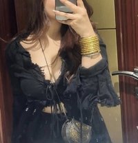 Saasha - escort in Colombo