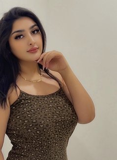 new - escort in Muscat Photo 1 of 1