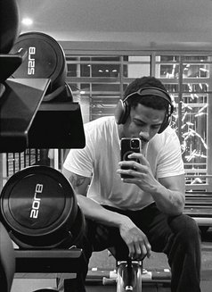 Sabiir - Male escort in Nairobi Photo 2 of 5