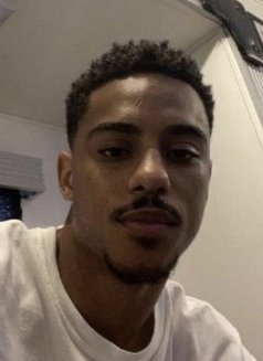 Sabiir - Male escort in Nairobi Photo 3 of 5