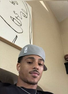 Sabiir - Male escort in Nairobi Photo 4 of 5