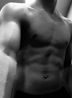 Sabiir - Acompañantes masculino in Nairobi Photo 4 of 6