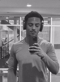 Sabiir - Male escort in Nairobi Photo 8 of 8