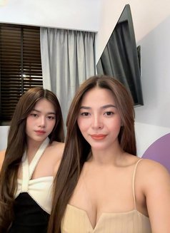 Sabina and Sabrinah - puta in Singapore Photo 2 of 3