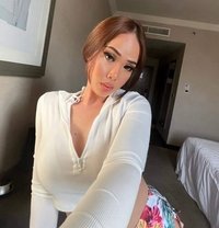 Sabina hot both from Thailand - Transsexual escort in Riyadh