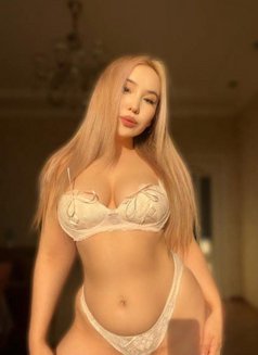 Sabina - escort in Phuket Photo 6 of 11