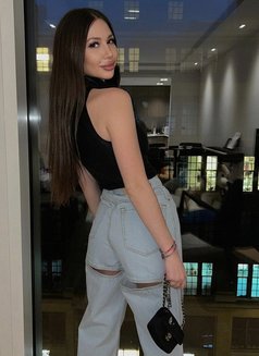 Sabine - escort in Dubai Photo 2 of 10