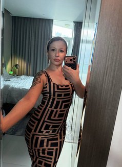 Sabine - escort in Dubai Photo 3 of 10