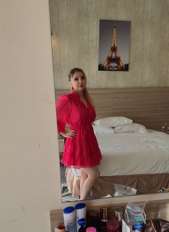 Sabrina - escort in Muscat Photo 10 of 24