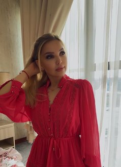 Sabrina - escort in Muscat Photo 11 of 24