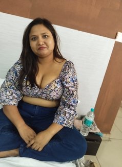 Sarita Independent Cam & Real Meet - escort in Navi Mumbai Photo 1 of 1
