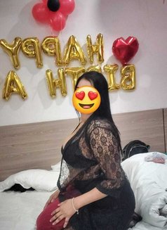 Sabnam Khan - escort in New Delhi Photo 1 of 10