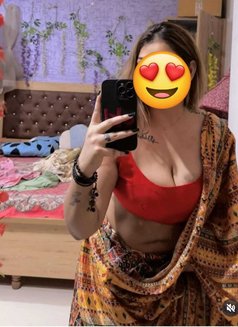 Sabnam Khan - escort in New Delhi Photo 8 of 10