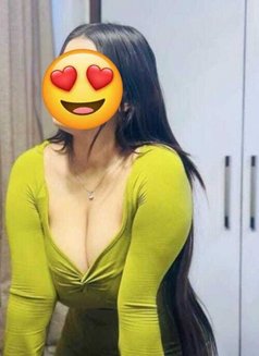 Sabnam Khan - escort in New Delhi Photo 9 of 10