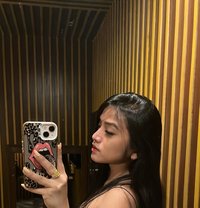 Sabrina - escort in Manila