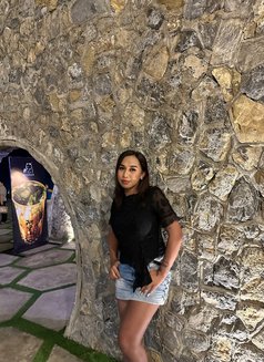 Sabrina - Acompañantes transexual in Davao Photo 3 of 8