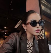 Sabrina - Transsexual escort in Manila