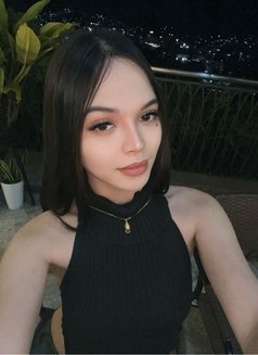 Sabrina - Acompañantes transexual in Manila Photo 7 of 10