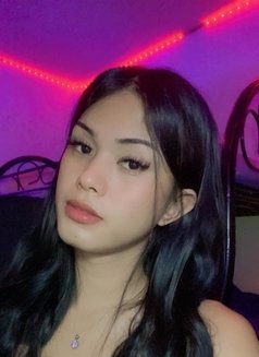 Nicole - Transsexual escort in Manila Photo 1 of 13