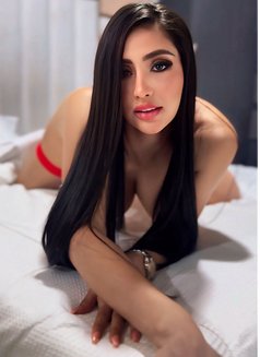 Sabrina - escort in Dubai Photo 8 of 13