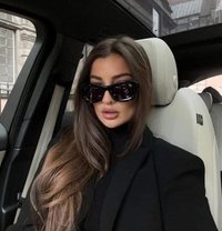 Sabrina Jasmin - puta in Makati City