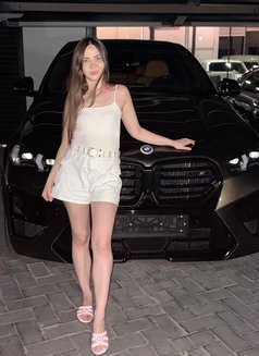 Sabrina - escort in Dubai Photo 3 of 7
