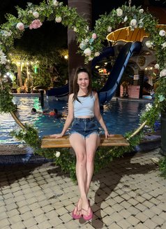 Sabrina - escort in Dubai Photo 4 of 7