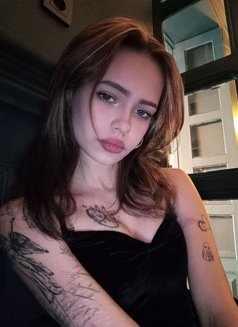 Sabrina - escort in Dubai Photo 1 of 5
