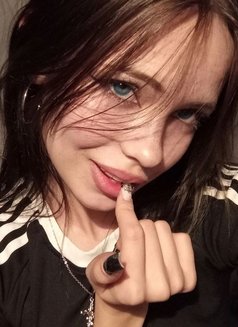 Sabrina - escort in Dubai Photo 3 of 5