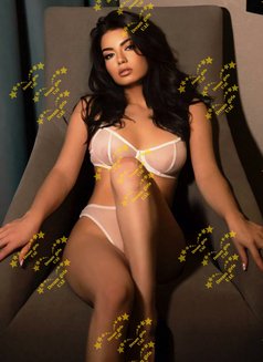 SABRINA SPECIAL NEW LADY - puta in Abu Dhabi Photo 4 of 11