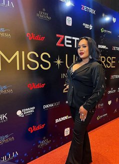 Sabrina Ts - Transsexual escort in Jakarta Photo 8 of 16