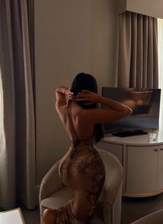 Sabrina - escort in Doha Photo 4 of 5