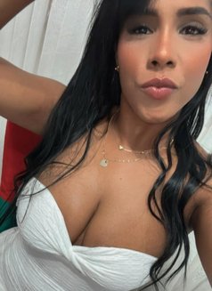 Sabrina - escort in Madrid Photo 3 of 5