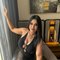 Sabrina professional with massage table - masseuse in Riyadh Photo 2 of 5