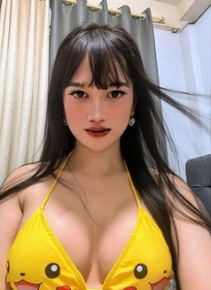 Sachi Cake - Transsexual escort in Manila Photo 9 of 13